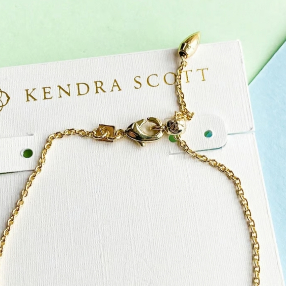 Kendra Scott Ari Heart - Gold Dichroic Glass Chain Bracelet - Picture 2 of 3